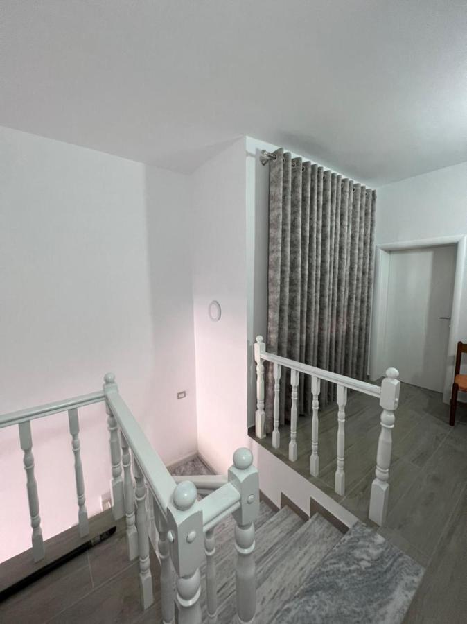 Fiori Rooms Vlore Exterior photo